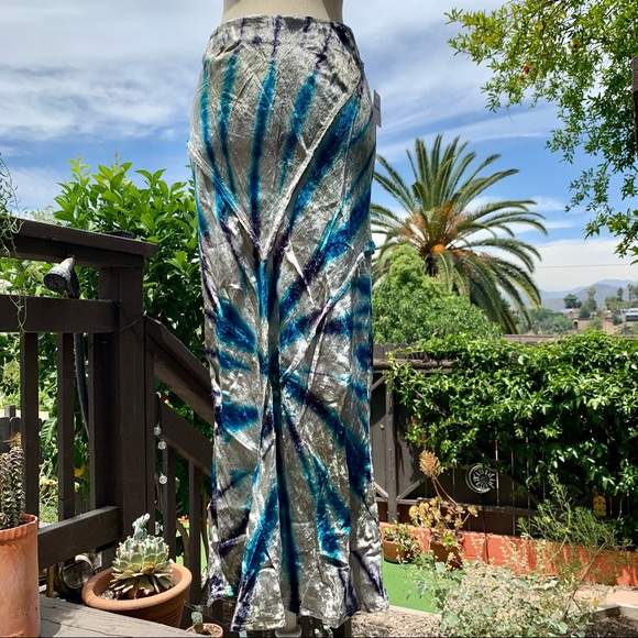 NWT FREE PEOPLE Crushed Velvet Tie Dye Midi Skirt - Picture 3 of 8